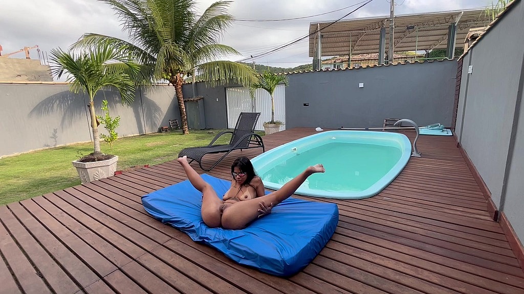 caiu na net! novinha de 18 anos dando pra 2 na piscina (completo) (Pitbull Porn, Brinquedo Ator 2, Lunna_Geek) caiu na net! novinha de 18 anos dando pra 2 na piscina ( completo ) (Pitbull Porn, Brinquedo Ator 2, Lunna_Geek)