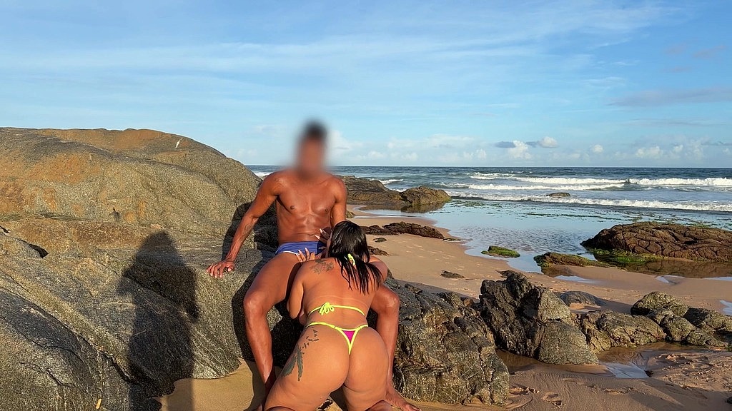 semper que vejo uma praia deserta ja me da vonatde de foder (Realizador Baiano, Lua, Yasmim Prazeres) sempre que vejo uma praia deserta ja me da vonatde de foder (Realizador Baiano, Lua, Yasmim Prazeres)