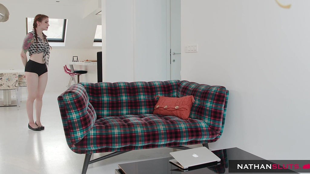 Joss Lescaf, Anna De Ville: il buco del culo dell'adolescente arrapata anna de ville resta a bocca aperta da joss lescaf (AnalVids.com) horny teen anna de ville’s asshole gaped by joss lescaf (Joss Lescaf, Anna De Ville)