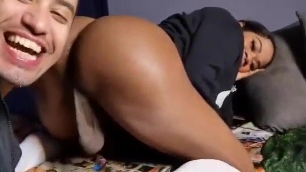 (cena trans) putaria e curticao com uma amiga caralhuda e rabuda ! (Pmassaxxx, Carol Diaz) (cena trans) putaria e curticao com uma amiga caralhuda e rabuda ! (Pmassaxxx, Carol Diaz)