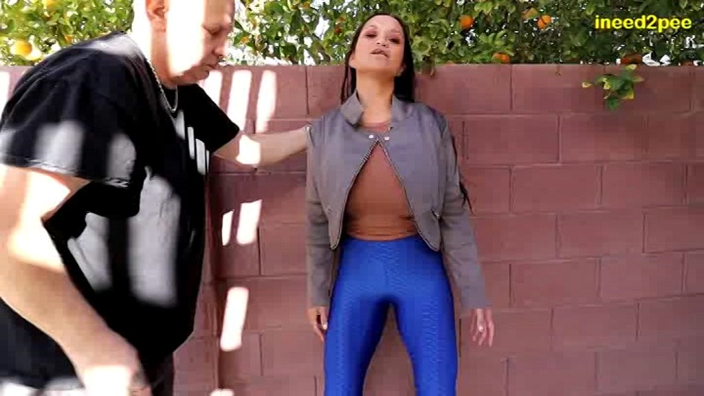 jazmine cruz extreme pee desperation pissing (Jazmine Cruz, Diaperperv, Livewire) jazmine cruz extreme pee desperation pissing (Jazmine Cruz, Diaperperv, Livewire)