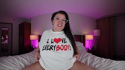 Luna Lark - I Love EveryBODY- BEVR 2D Converted