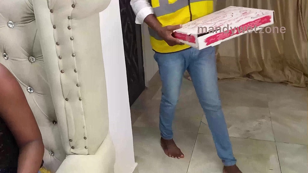 lonely house wife pays off pizza delivery guy in kind (Hustlerporn, Sexy Dora) lonely house wife pays off pizza delivery guy in kind (Hustlerporn, Sexy Dora)