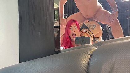 Menina grita ao pedir rola no cuzinho