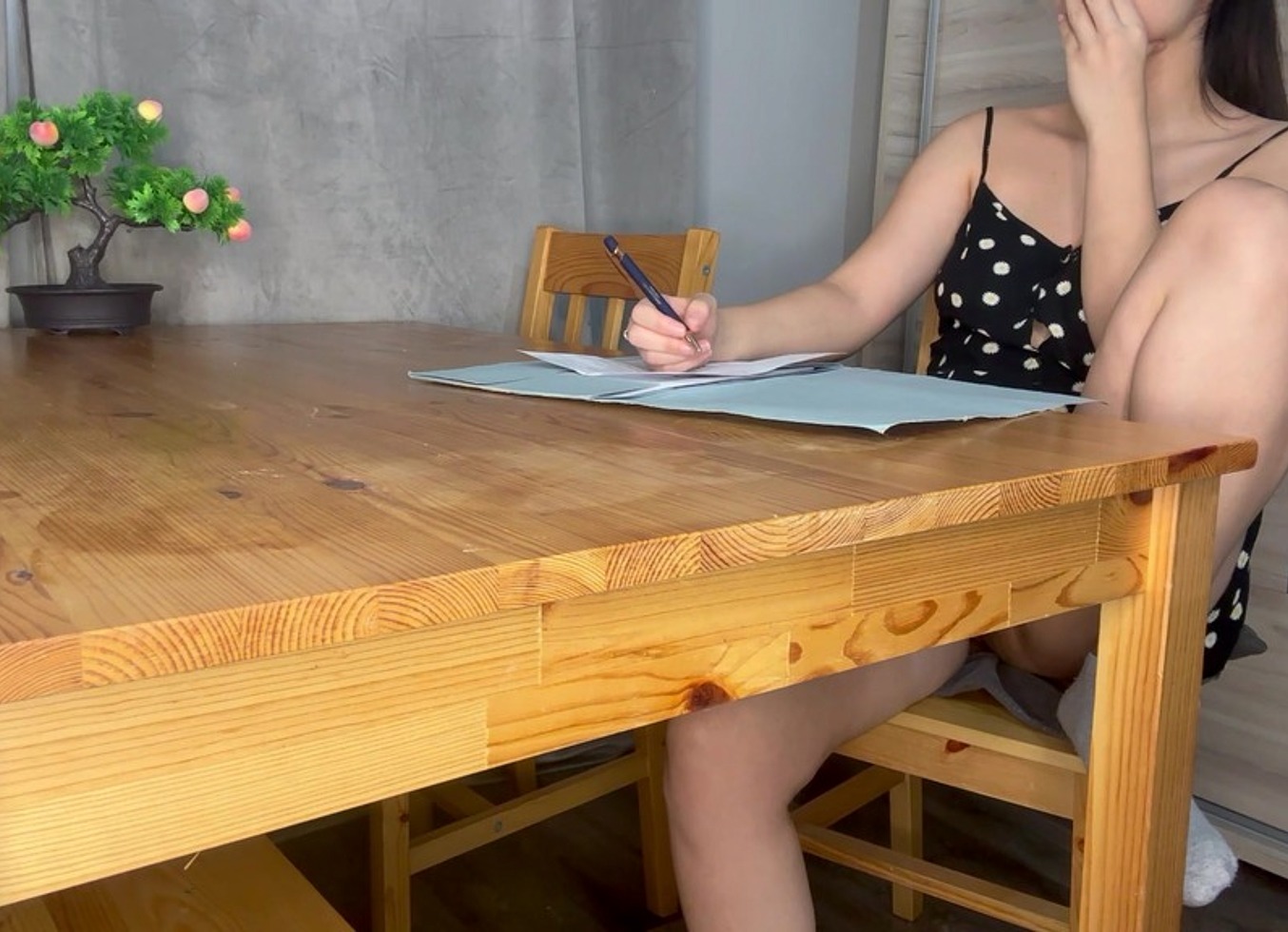 I Masturbated Instead Of Studying Because It's Not Boring