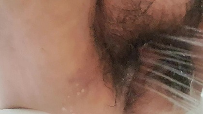 mature kilo hairy pussy washing