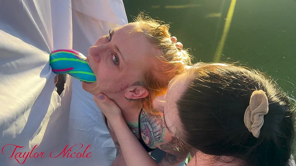 глибока глотка, ця істота член (Kyla Keys, Taylor Nicole, Chloe Kreams) deepthroat that creature cock (Kyla Keys, Taylor Nicole, Chloe Kreams)