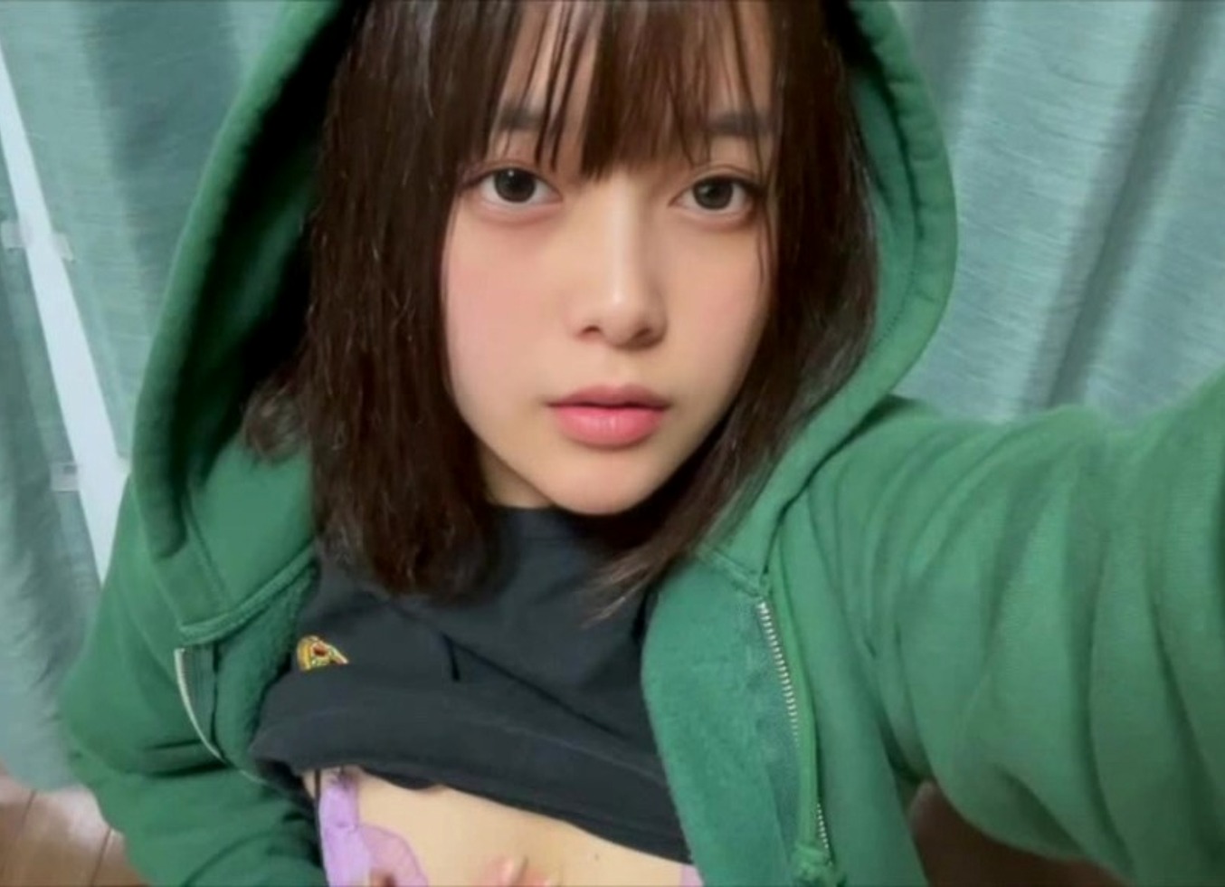 Zui Jin Han Ikaraxing Yu Gazeng Shiterukamo...Omankowohong Tsuteonani-Gayamerarenai