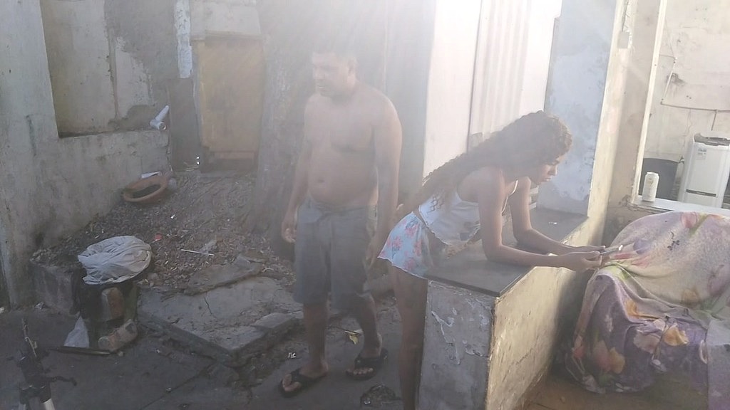 Каріна Мелло, Лео Огро: fui para casa do meu padrasto e gozei demais. (AnalVids.com) fui para casa do meu padrasto e gozei demais. (Karina Mello, Leo Ogro)