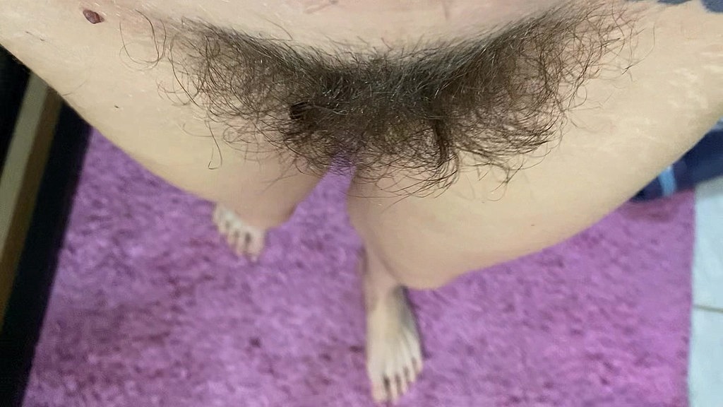 hairy bush closeup pov walking (Cutieblonde) hairy bush closeup pov walking (Cutieblonde)