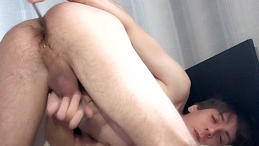i cum in doggy style, the sperm flows from the air and pressure inside my anal. (Juliaprono3) i cum in doggy style, the sperm flows from the air and pressure inside my anal. (Juliaprono3)