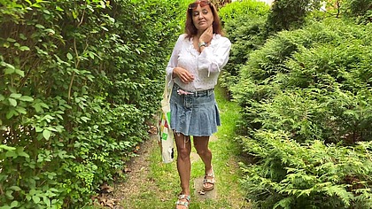 Cum twice at my friend's mom's place while he was in the dorm (Premium)