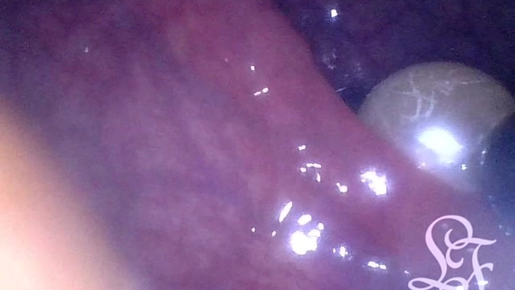 Ліна Фрі: камера всередині дупи: ланцюжок для яйця зникає глибоко в її отворі (AnalVids.com) cam inside ass: ball chain disappears deep in her hole (Lina Free)