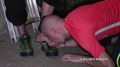 2088 badboy fucking bareback with sneaker humliation