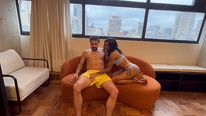 BIG MACKY em um Menage delicioso com duas gostosas novinhas