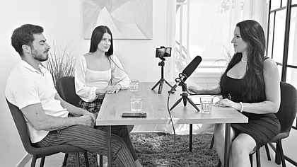 Hidden Fantasies – Chapter 2: Sophie Weber Steps Out of Her Shell with Jolee Love