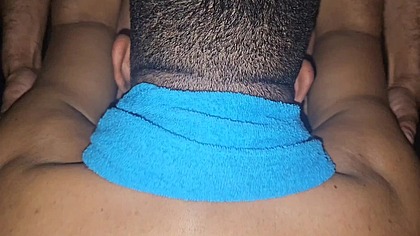 Sexo gay na sauna com esse Miche passivo dando o cu pra dois machos ativos fodedores de cu que topam tudo por dinheiro.Part 01