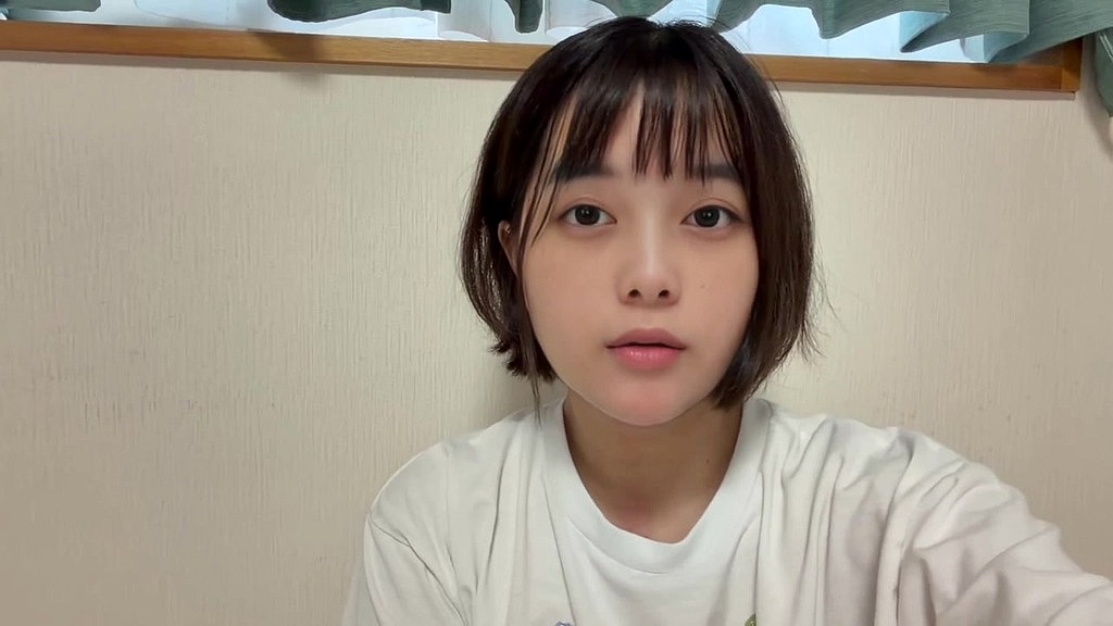 旦那が最近してくれないからお昼からオナニーして足ピンしてしまいました。 (Momoka) 旦那が最近してくれないからお昼からオナニーして足ピンしてしまいました。 (Momoka)