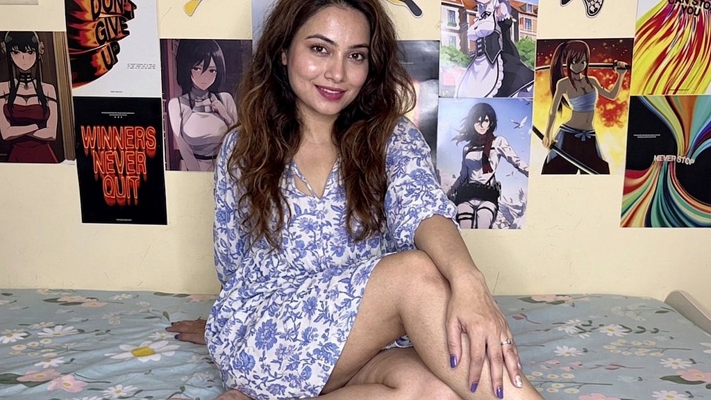 lonely indian wife cheating her husband with brother in law and got pregnant. (Bunny9489, Hunny1821) lonely indian wife cheating her husband with brother in law and got pregnant. (Bunny9489, Hunny1821)