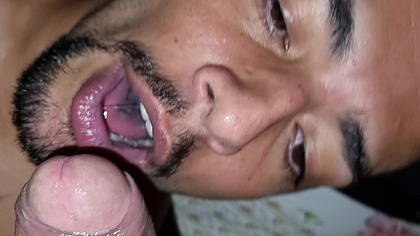 Dando de novo pra esse parudao gostoso, passivo dando de Frango e gemendo na pica.