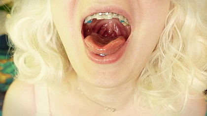 mukbang video - eating