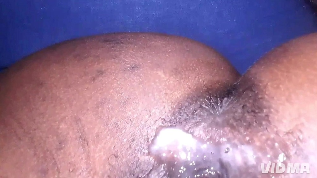 une bonne cougar bien rodee se fait sucer la chatte par son voisin (Romulus, Naomie Lux) une bonne cougar bien rodee se fait sucer la chatte par son voisin (Romulus, Naomie Lux)