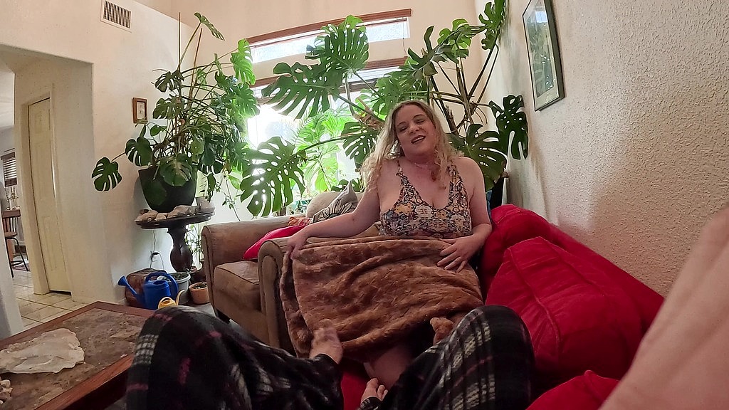 snuggling with stepmom on the couch and accidental creampie (Erin Electra, Matthias Christ) snuggling with stepmom on the couch and accidental creampie (Erin Electra, Matthias Christ)