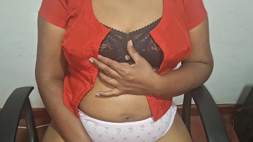 asian beauty in red dress (Pujalove1) asian beauty in red dress (Pujalove1)