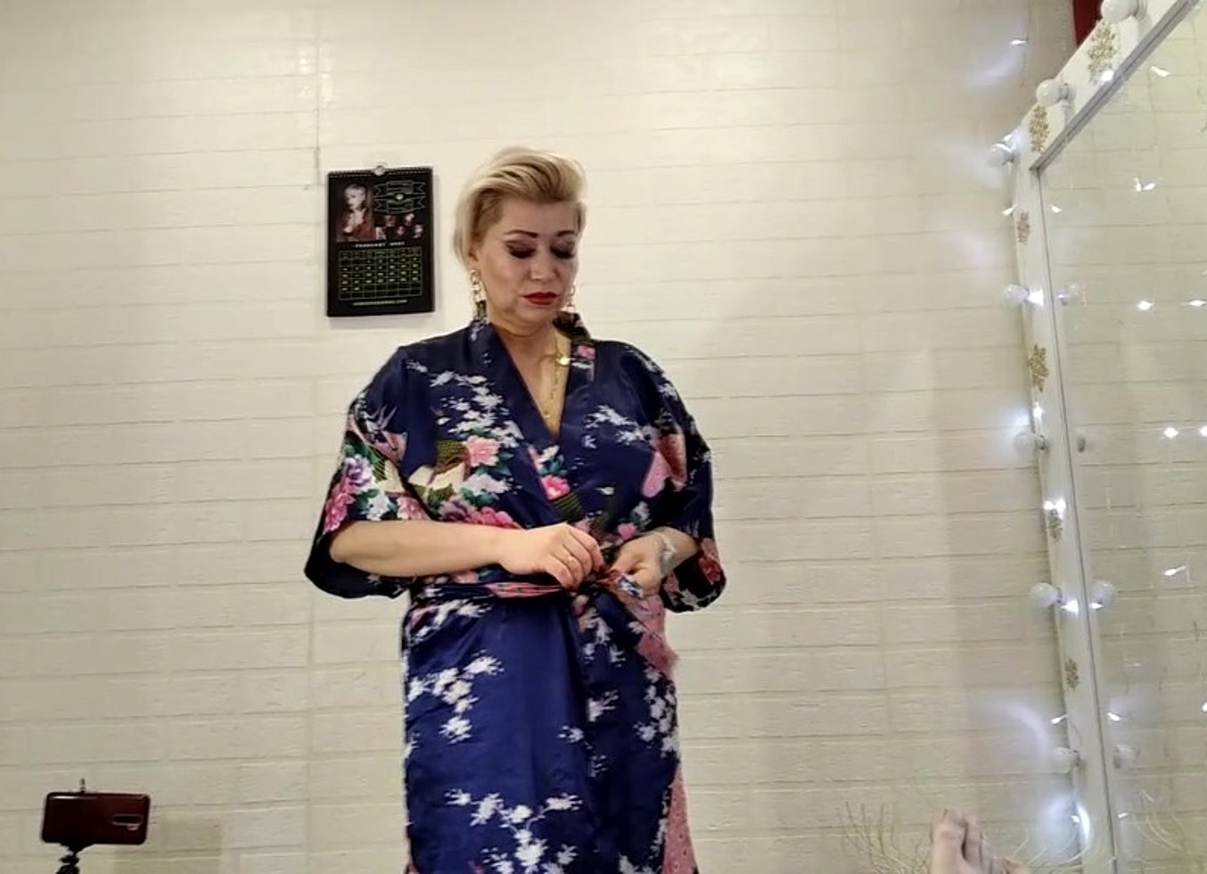 Charming Mature Woman Dancing, Sucking, Fucking ...))
