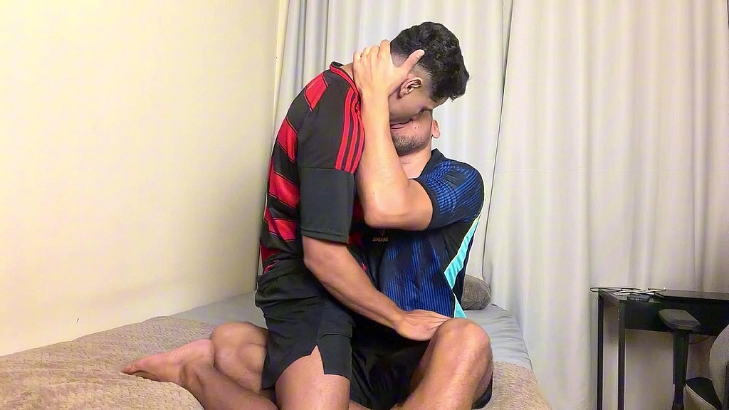 primos heteros dotados fudendo depois do futebol (DarioGx10,Klebinho) primos heteros dotados fudendo depois do futebol (DarioGx10,Klebinho)