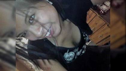 "Cachonda empedernida" Carita de angel culo de putita bien entrenada.