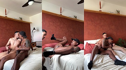 COLEGA NOVO DO TRABALHO FICOU ME OLHANDO COM CARA DE PIDAO. CHAMEI PRA VIR COMER MEU CUZINHO E ELE ACEITOU. - copy