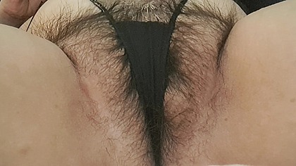 milf that pussy wants to put her panties in her pussy