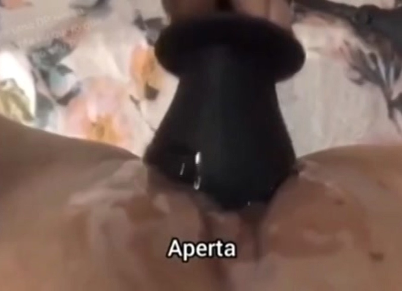 Como Punicao Por Um Cifre, Meu Marido Rasgou Minha Buceta