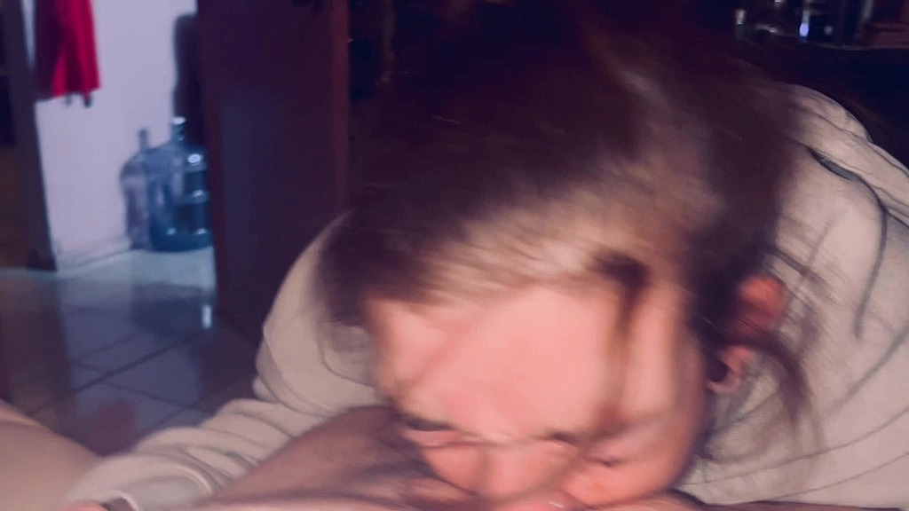 i make sure my man is taken care of when he wakes up (Max duo, Chyler Mae) i make sure my man is taken care of when he wakes up (Max duo, Chyler Mae)