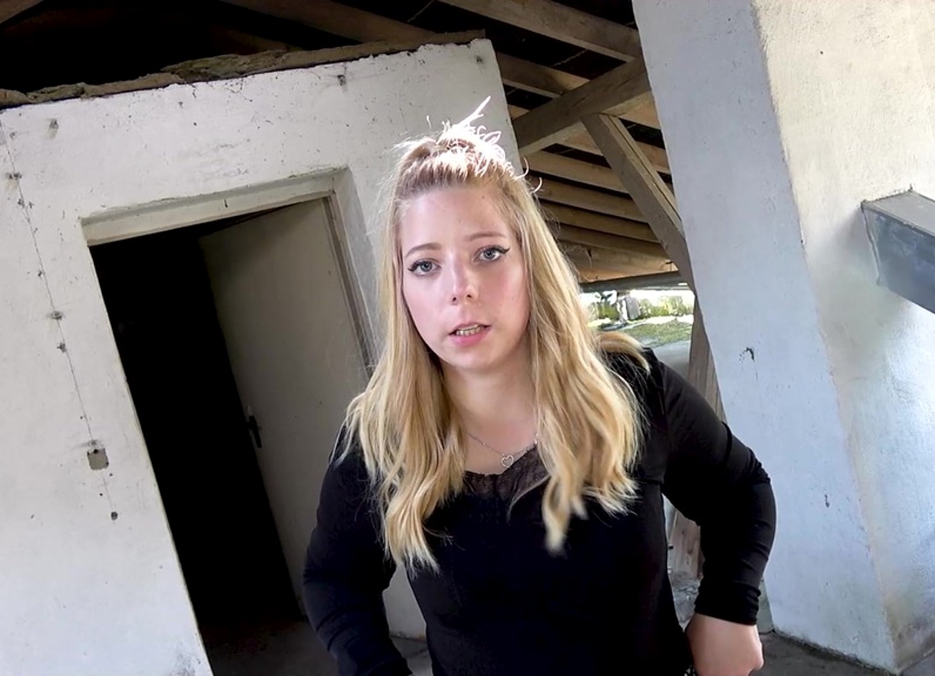 Unschuldig? Madchen Alleine I'm Lostplace Von 2 Schwanzen Abgefickt