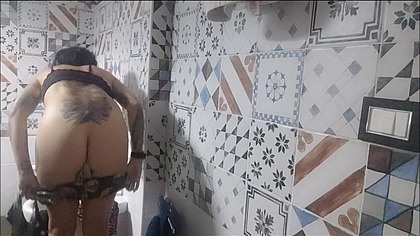 hey, stepbro! you touch yourself while spyin me in bathroom