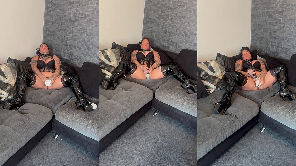 solo-fun-playing-with-toys (Cheyenne Rose) solo-fun-playing-with-toys (Cheyenne Rose)
