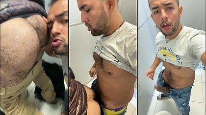 SEXO NO BANHEIRO DO TERMINAL DE ONIBUS EM PLENA MADRUGADA DE DOMINGO.