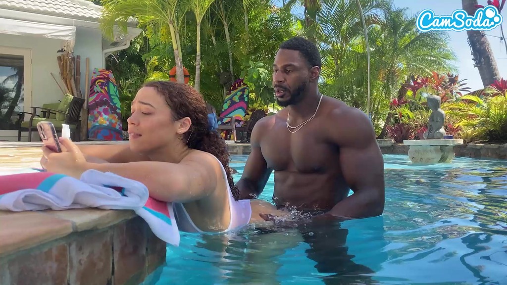 slimthick ebony with buttplug takes huge bbc & underwater cum in mouth