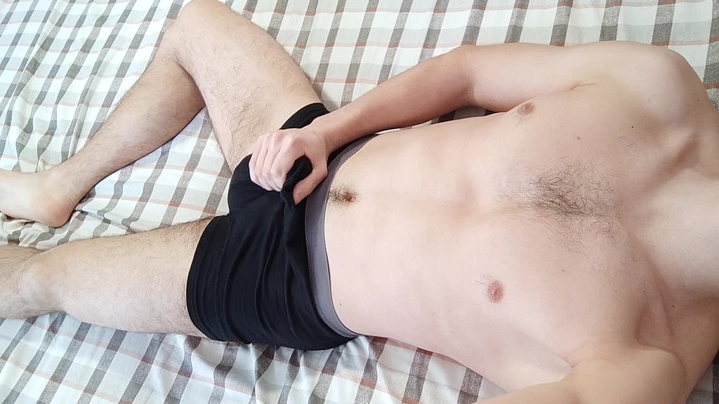 muscular guy decided to play with his balls and big cock without taking off his black underwear - alex huff (Alex Huff) muscular guy decided to play with his balls and big cock without taking off his black underwear - alex huff (Alex Huff)