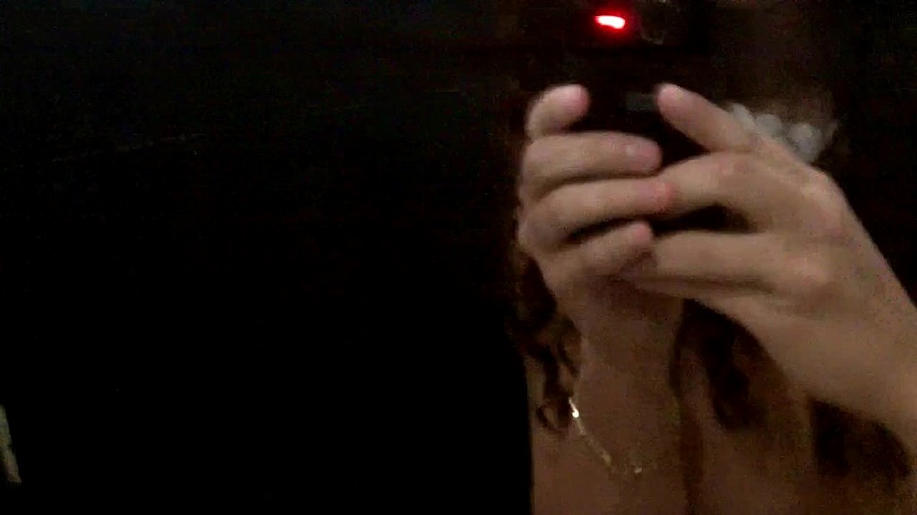 Ніккі Монтеро - тупа і тупа повія (Ніккі Монтеро) nikki montero is a dumb and stupid whore (Nikki Montero)
