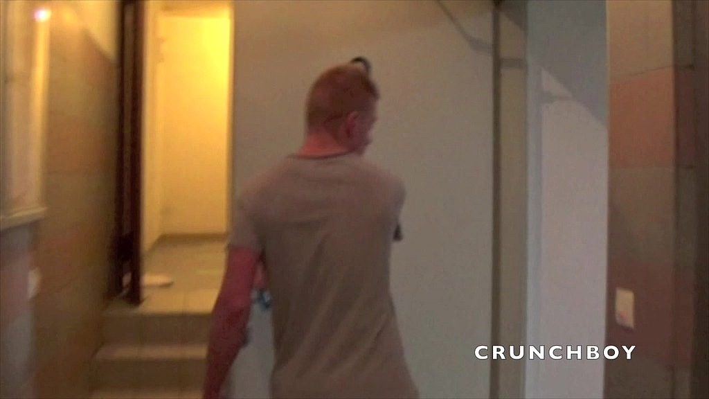 jeune hetero de 20 ans se fit sucer par un gay (Warren Crunchy, Anthony Farzcrunc) jeune hetero de 20 ans se fit sucer par un gay (Warren Crunchy, Anthony Farzcrunc)