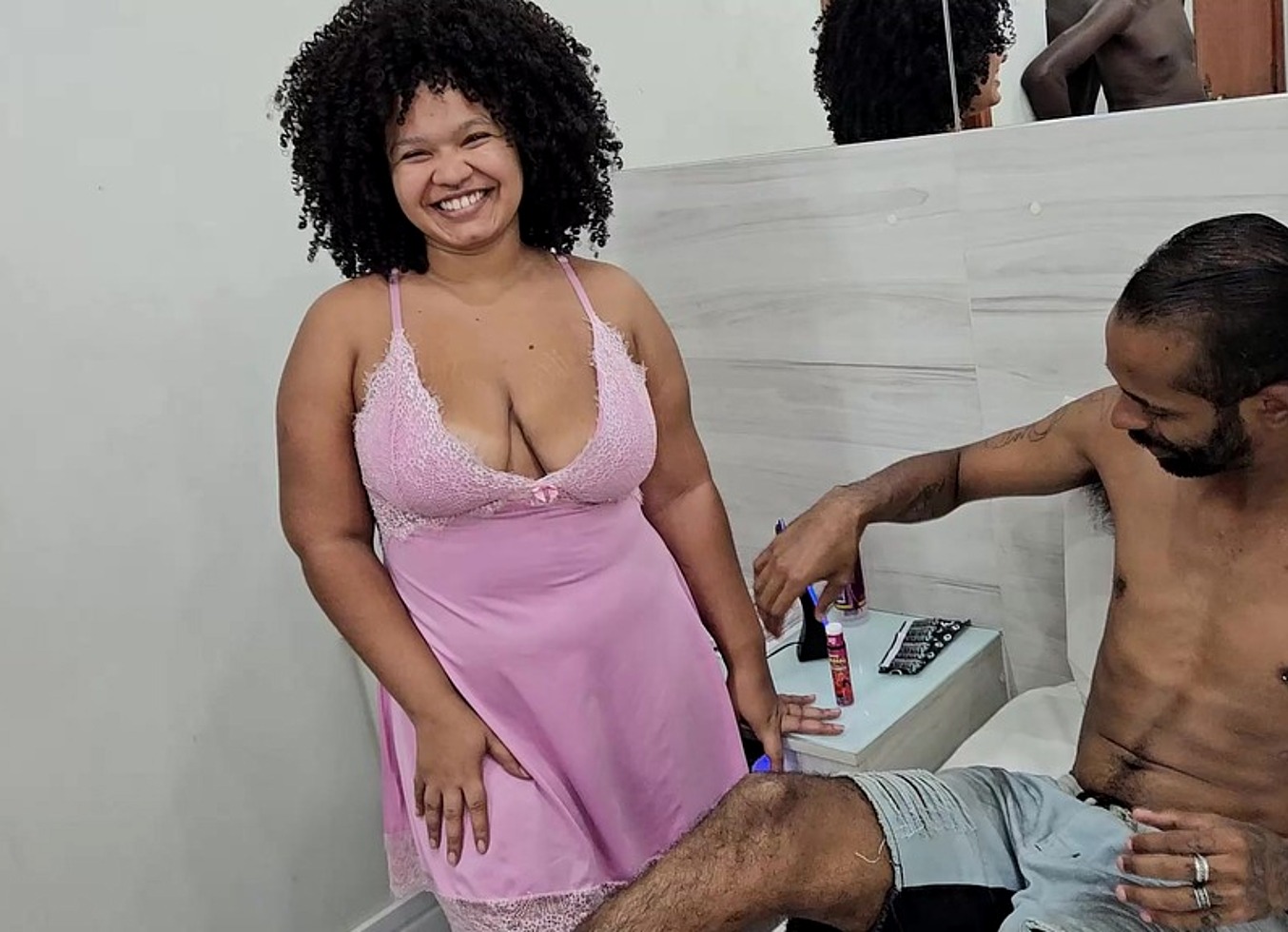 Primeira Vez No Porno Da Deliciosa Barbie Marrley Gozando Muito Com Pica Na Buceta E Engolindo Leite