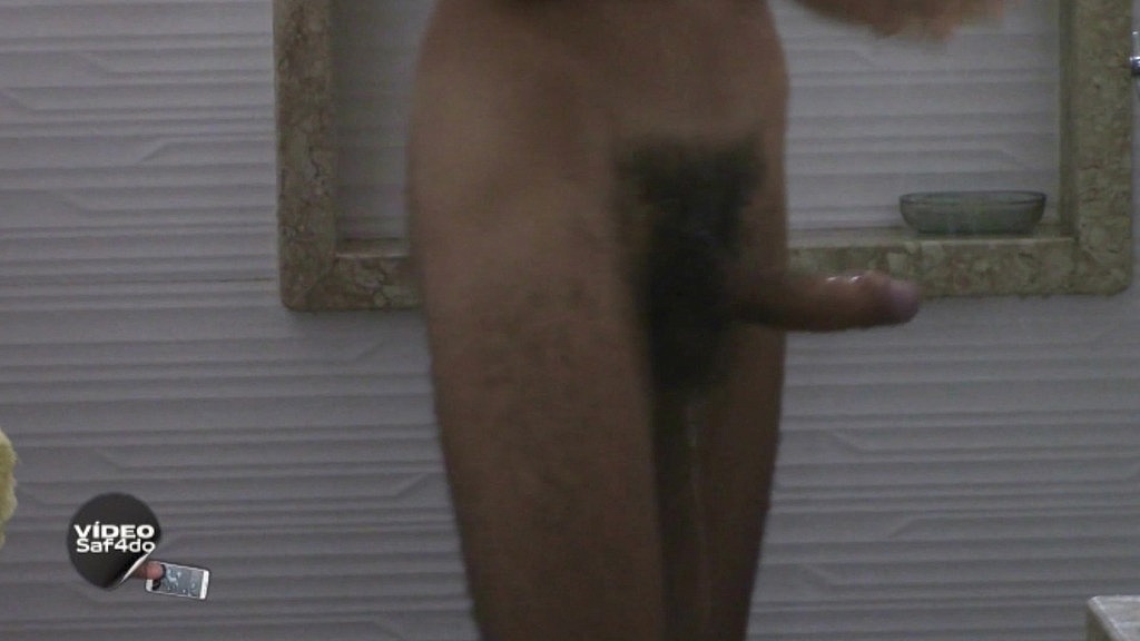 novinho dotado e pentelhudo, brasileiro. gozando gostoso (Fred) novinho dotado e pentelhudo, brasileiro. gozando gostoso (Fred)