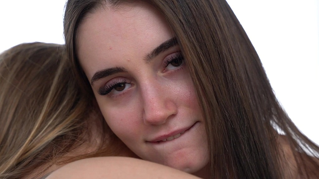 the brunette owner of the beauty salon puts down the tweezers and has sex with my blonde stepdaughter on the treatment table. (Keilabassi77, Chavita, Limonproducciones7) the brunette owner of the beauty salon puts down the tweezers and has sex with my blonde stepdaughter on the treatment table. (Keilabassi77, Chavita, Limonproducciones7)