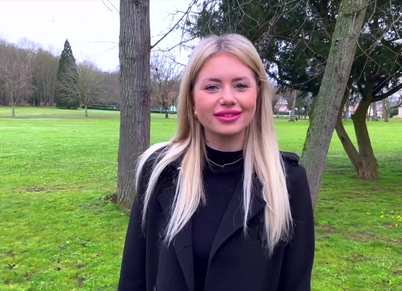 Coiffeuse Le Jour, Georgia, 28Ans, Est Une Vraie Cochonne La Nuit !