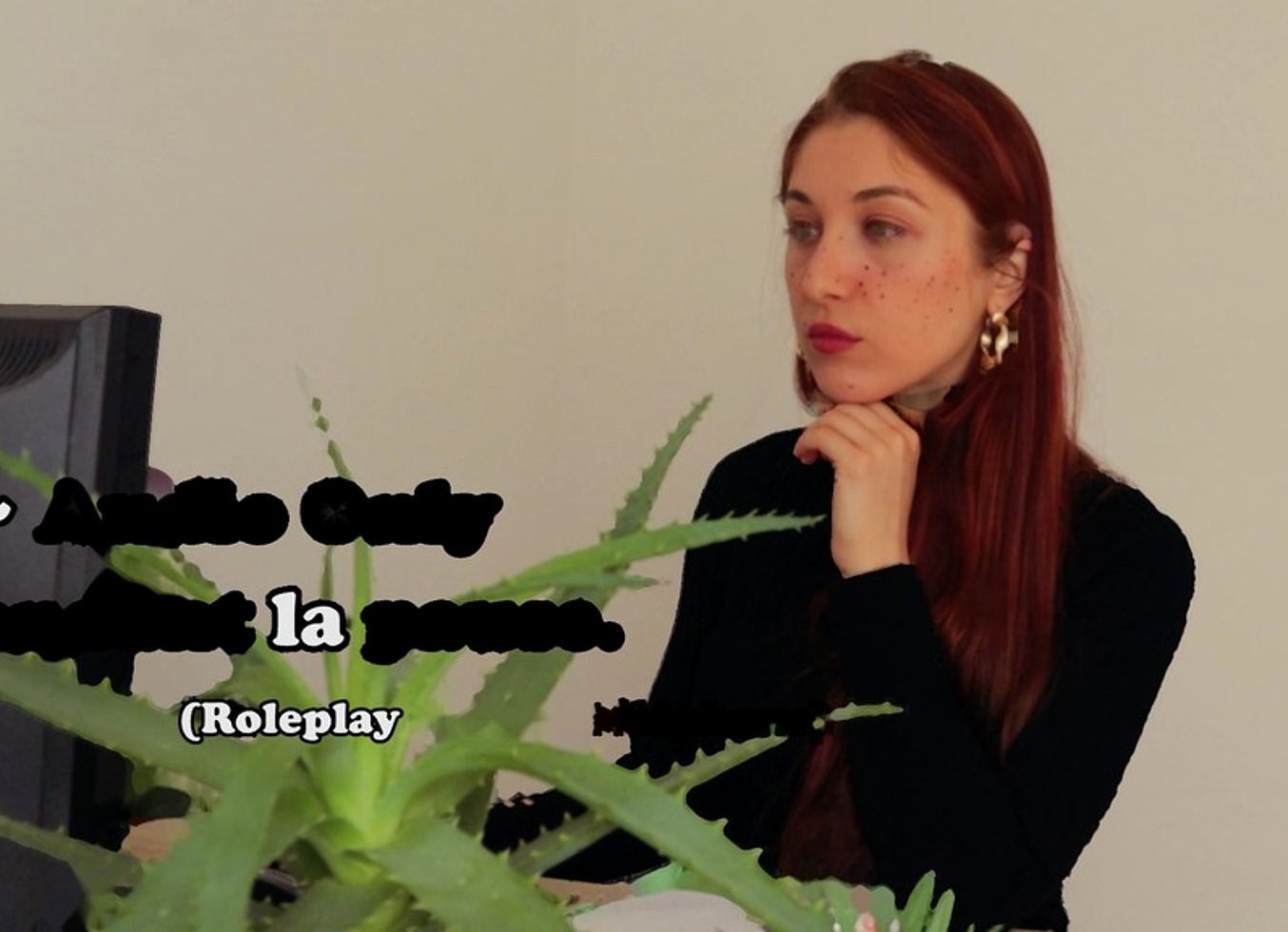 Audio Only - Pendant La Pause. (Fr) Ta Meuf Est Au Travail, Tu Es Seul A La Maison