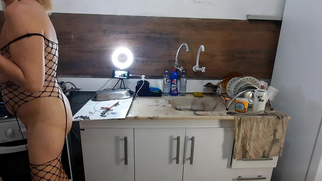 sexo na cozinha, ela me convidou para comer a sobremesa (Dick Hot, StellaStill SP) sexo na cozinha, ela me convidou para comer a sobremesa (Dick Hot, StellaStill SP)