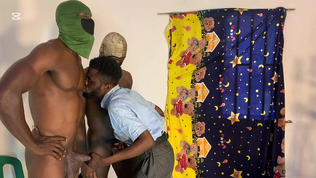 2 muscle men vs 2 slim thuggish boys (Porn Academy1, Blackdaniel1, Baddestboix, Vicfairy) 2 muscle men vs 2 slim thuggish boys (Porn Academy1, Blackdaniel1, Baddestboix, Vicfairy)